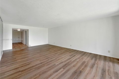 Condominio en alquiler en Pompano Beach, Florida, 3 dormitorios, 134.15 m2 № 2078011 - foto 12