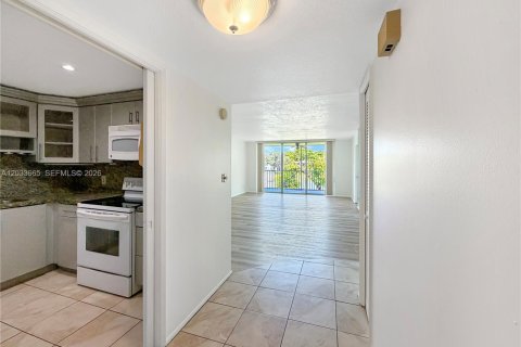 Condominio en alquiler en Pompano Beach, Florida, 3 dormitorios, 134.15 m2 № 2078011 - foto 5