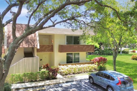 Condominio en alquiler en Pompano Beach, Florida, 3 dormitorios, 134.15 m2 № 2078011 - foto 2