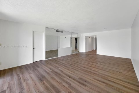 Condominio en alquiler en Pompano Beach, Florida, 3 dormitorios, 134.15 m2 № 2078011 - foto 11