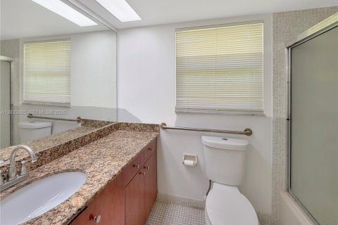 Condominio en alquiler en Pompano Beach, Florida, 3 dormitorios, 134.15 m2 № 2078011 - foto 17