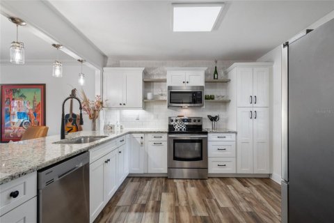 Copropriété à louer à Winter Park, Floride: 2 chambres, 106.19 m2 № 1900590 - photo 11