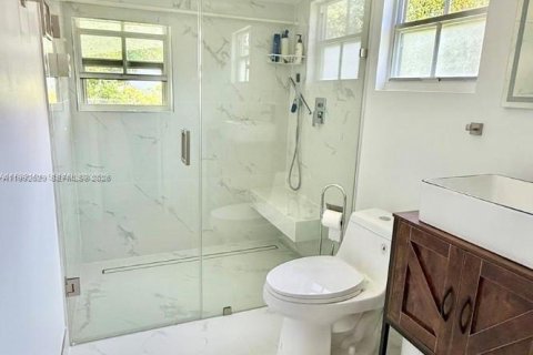Купить виллу или дом в Майами, Флорида 4 спальни, 153.1м2, № 2154474 - фото 13