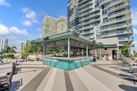 Купить кондоминиум в Майами, Флорида 1 спальня, 67.35м2, № 2028753 - фото 8