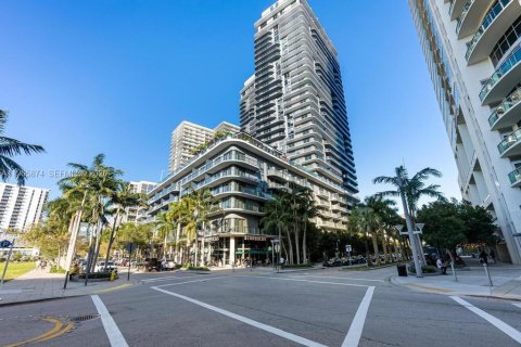Кондоминиум с 1 спальней в Майами, Флорида № 2028753