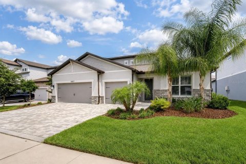 House in Riverview, Florida 5 bedrooms, 299.89 sq.m. № 2279949