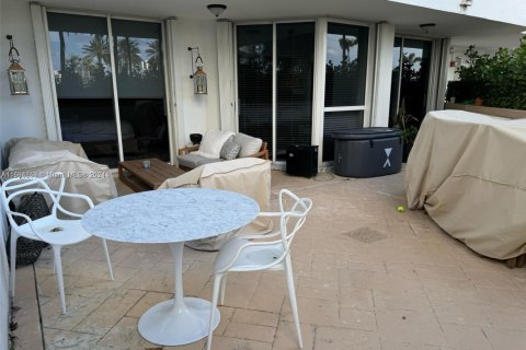 Condo in Aventura, Florida, 2 bedrooms  № 1863717 - photo 19