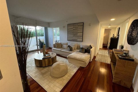 Condo in Aventura, Florida, 2 bedrooms  № 1863717 - photo 21
