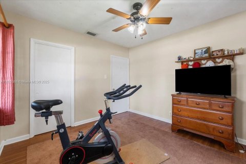 Villa ou maison à vendre à Pompano Beach, Floride: 4 chambres, 152.73 m2 № 1788541 - photo 21