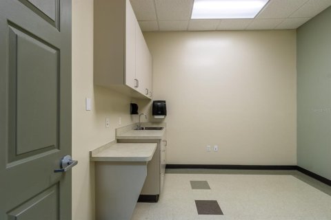 Propiedad comercial en venta en Gainesville, Florida, 554.07 m2 № 224918 - foto 21
