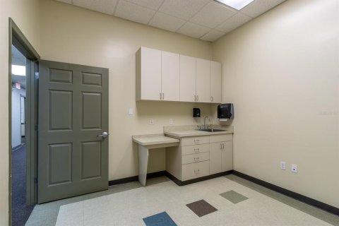 Propiedad comercial en venta en Gainesville, Florida, 554.07 m2 № 224918 - foto 22