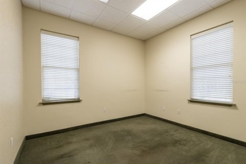 Propiedad comercial en venta en Gainesville, Florida, 554.07 m2 № 224918 - foto 18