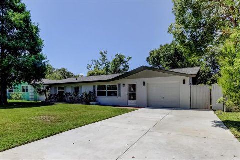House in Clearwater, Florida 3 bedrooms, 116.87 sq.m. № 1820810 - photo 3