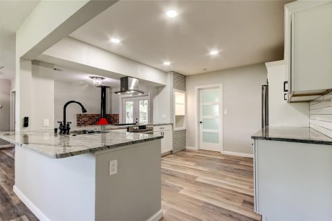 House in Clearwater, Florida 3 bedrooms, 116.87 sq.m. № 1820810 - photo 7