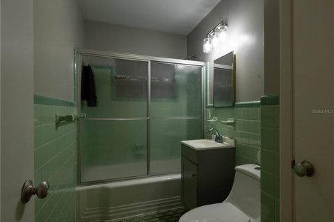 House in Bronson, Florida 3 bedrooms, 167.6 sq.m. № 2207179 - photo 9