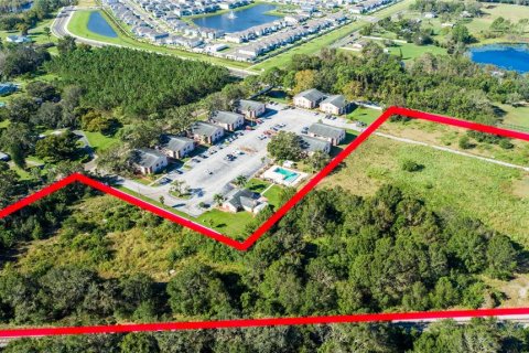 Commercial property in Land O' Lakes, Florida № 1406591 - photo 1