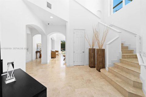 Купить виллу или дом в Майами-Бич, Флорида 5 спален, 366.13м2, № 1996831 - фото 6