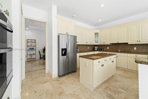 Купить виллу или дом в Майами-Бич, Флорида 5 спален, 366.13м2, № 1996831 - фото 10