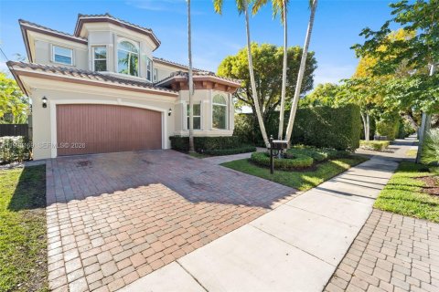 Casa en Miami Beach, Florida 5 dormitorios, 366.13 m2 № 1996831