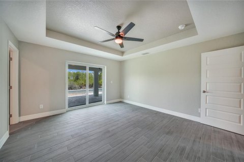 House in Port Charlotte, Florida 3 bedrooms, 148.64 sq.m. № 1675257 - photo 13