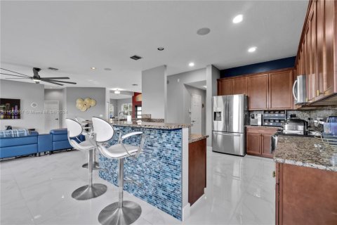 House in Davie, Florida 5 bedrooms, 332.78 sq.m. № 1860979 - photo 15