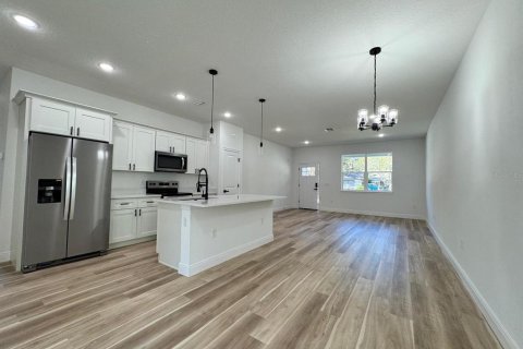 Casa en venta en Citrus Springs, Florida, 4 dormitorios, 143.81 m2 № 1724514 - foto 5