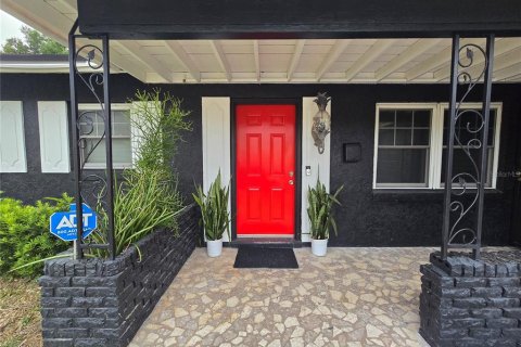 House in Orlando, Florida 3 bedrooms, 141.03 sq.m. № 1795752 - photo 3