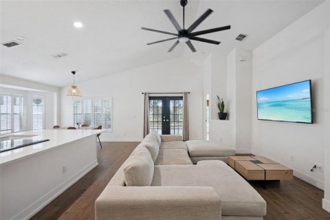 Casa en venta en Apopka, Florida, 3 dormitorios, 129.6 m2 № 2208824 - foto 5