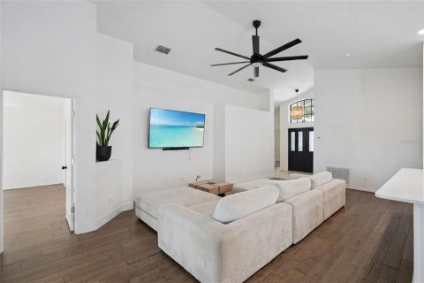 Casa en venta en Apopka, Florida, 3 dormitorios, 129.6 m2 № 2208824 - foto 4