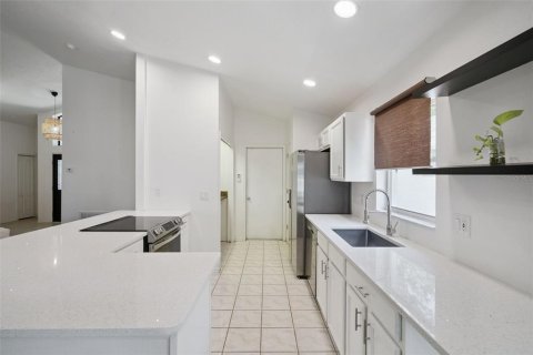 Casa en venta en Apopka, Florida, 3 dormitorios, 129.6 m2 № 2208824 - foto 14