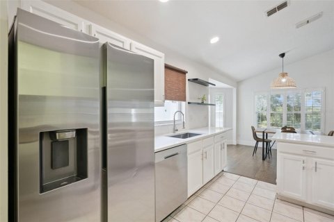 Casa en venta en Apopka, Florida, 3 dormitorios, 129.6 m2 № 2208824 - foto 12