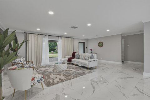 Villa ou maison à vendre à Fort Lauderdale, Floride: 4 chambres, 227.61 m2 № 2260355 - photo 11