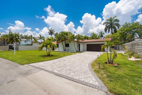Villa ou maison à vendre à Fort Lauderdale, Floride: 4 chambres, 227.61 m2 № 2260355 - photo 6