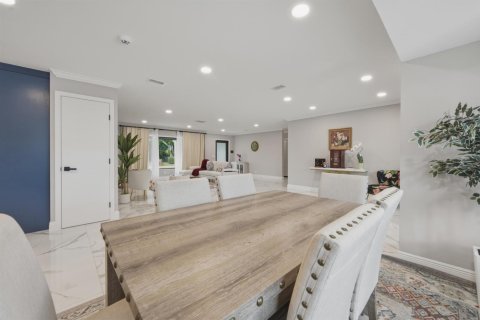 Villa ou maison à vendre à Fort Lauderdale, Floride: 4 chambres, 227.61 m2 № 2260355 - photo 13