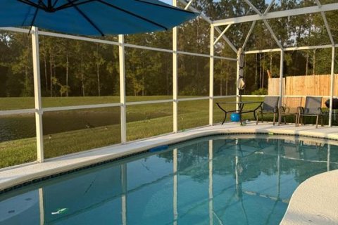 House in Clermont, Florida 4 bedrooms, 157.84 sq.m. № 2224812 - photo 12