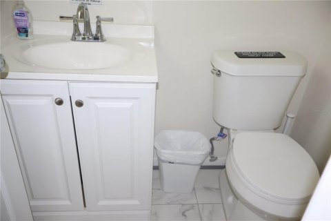 Villa ou maison à louer à Tampa, Floride: 3 chambres, 102.19 m2 № 2410273 - photo 19