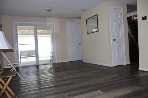 Villa ou maison à louer à Tampa, Floride: 3 chambres, 102.19 m2 № 2410273 - photo 6
