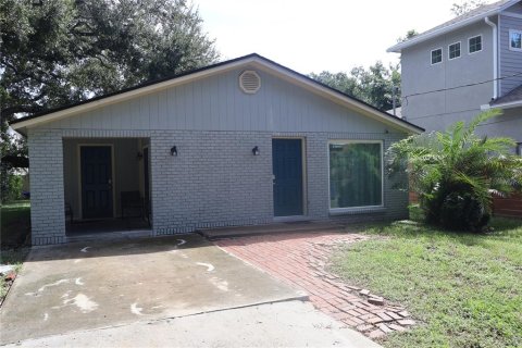 Villa ou maison à louer à Tampa, Floride: 3 chambres, 102.19 m2 № 2410273 - photo 28