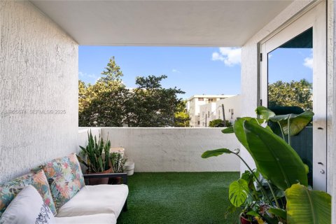 Condominio en venta en Miami Beach, Florida, 1 dormitorio, 76.74 m2 № 2035014 - foto 23