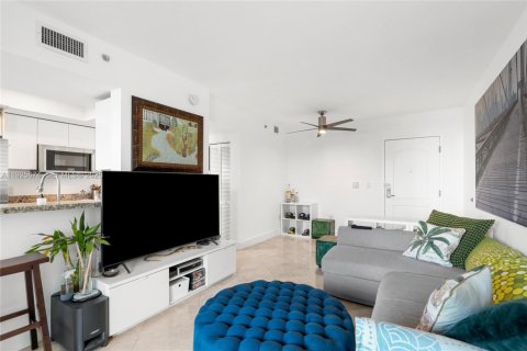 Condominio en venta en Miami Beach, Florida, 1 dormitorio, 76.74 m2 № 2035014 - foto 6