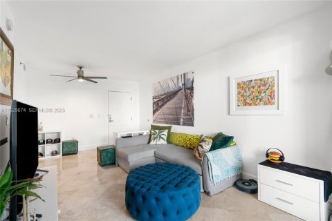 Condominio en venta en Miami Beach, Florida, 1 dormitorio, 76.74 m2 № 2035014 - foto 4