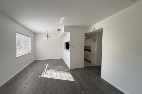 Copropriété à louer à Clearwater, Floride: 2 chambres, 96.43 m2 № 2103589 - photo 12