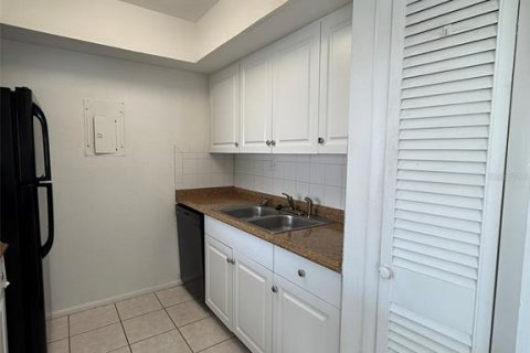 Copropriété à louer à Clearwater, Floride: 2 chambres, 96.43 m2 № 2103589 - photo 9