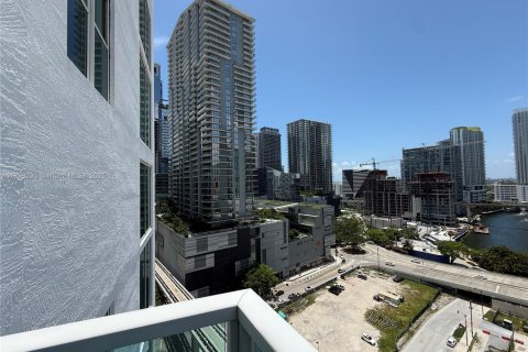 Copropriété à louer à Miami, Floride: 2 chambres, 119.75 m2 № 1760893 - photo 11