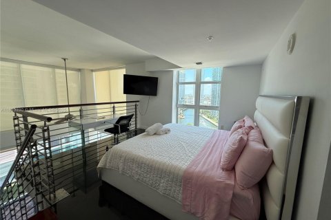 Copropriété à louer à Miami, Floride: 2 chambres, 119.75 m2 № 1760893 - photo 16