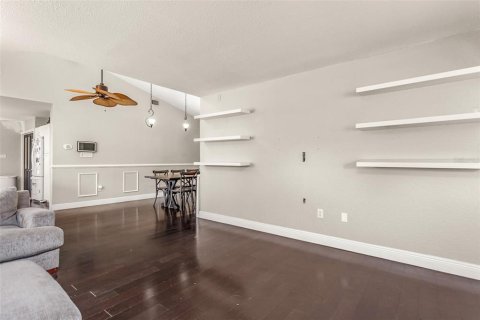 House in Lakeland, Florida 3 bedrooms, 152.36 sq.m. № 1687952 - photo 4