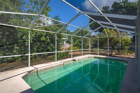House in Lakeland, Florida 3 bedrooms, 152.36 sq.m. № 1687952 - photo 2