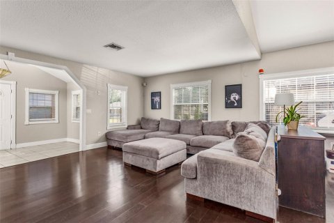House in Lakeland, Florida 3 bedrooms, 152.36 sq.m. № 1687952 - photo 3