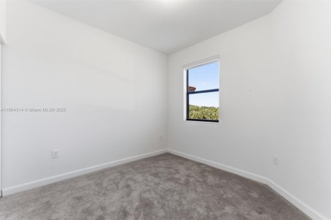 Townhouse in Homestead, Florida 3 bedrooms, 140.65 sq.m. № 1956607 - photo 22