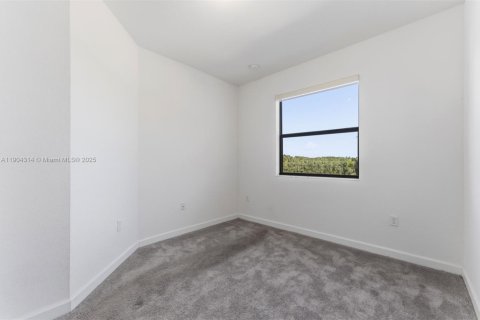 Townhouse in Homestead, Florida 3 bedrooms, 140.65 sq.m. № 1956607 - photo 27